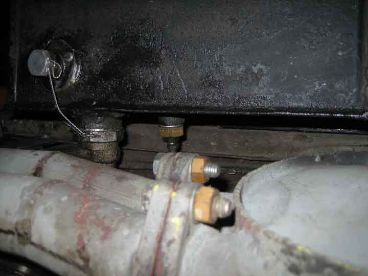 DRAIN PLUG SAFETY WIRED