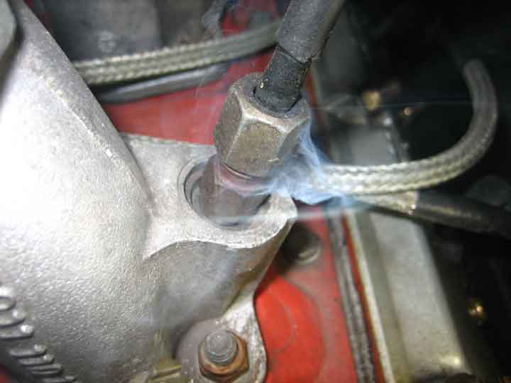 LEAK AT INJECTOR SEAL